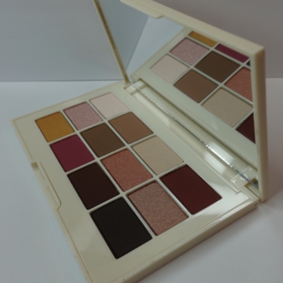 JOUER Rose Gold Matte & Shimmer Eyeshadow Palette - Picture 6 of 9